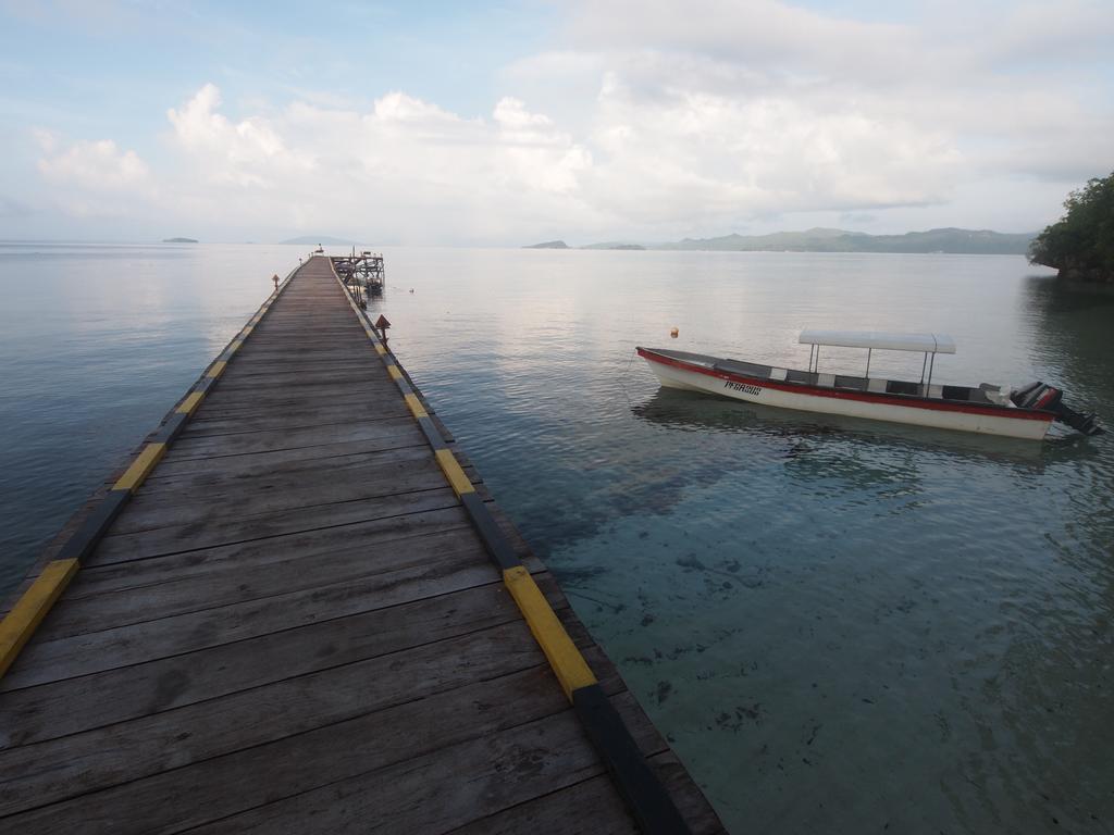 Raja Ampat Dive Resort Tapokreng Exterior photo