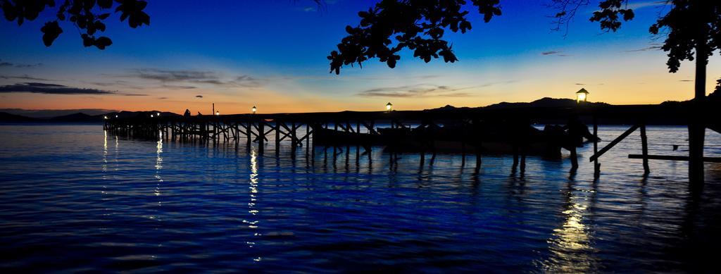 Raja Ampat Dive Resort Tapokreng Exterior photo