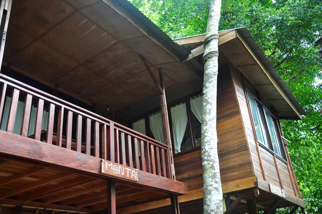 Raja Ampat Dive Resort Tapokreng Exterior photo